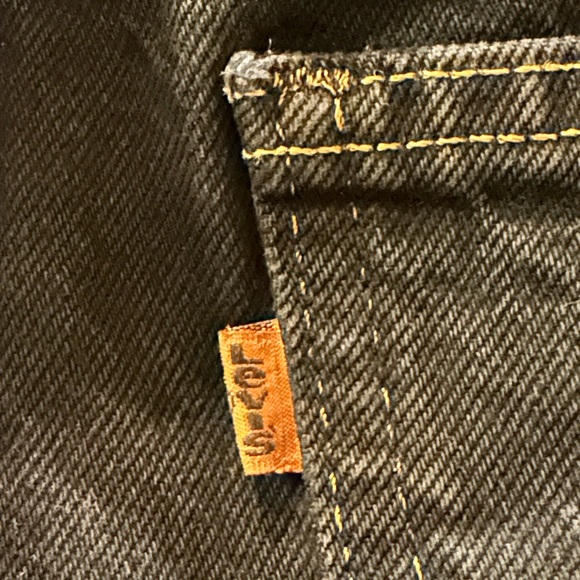 Levi's 550 Vintage Orange Tab Black with Paint Distressed Cutoff Jean Shorts - Picture 3 of 16